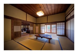 living-in-old-japanese-house-3-a17943867-wallpaper-01